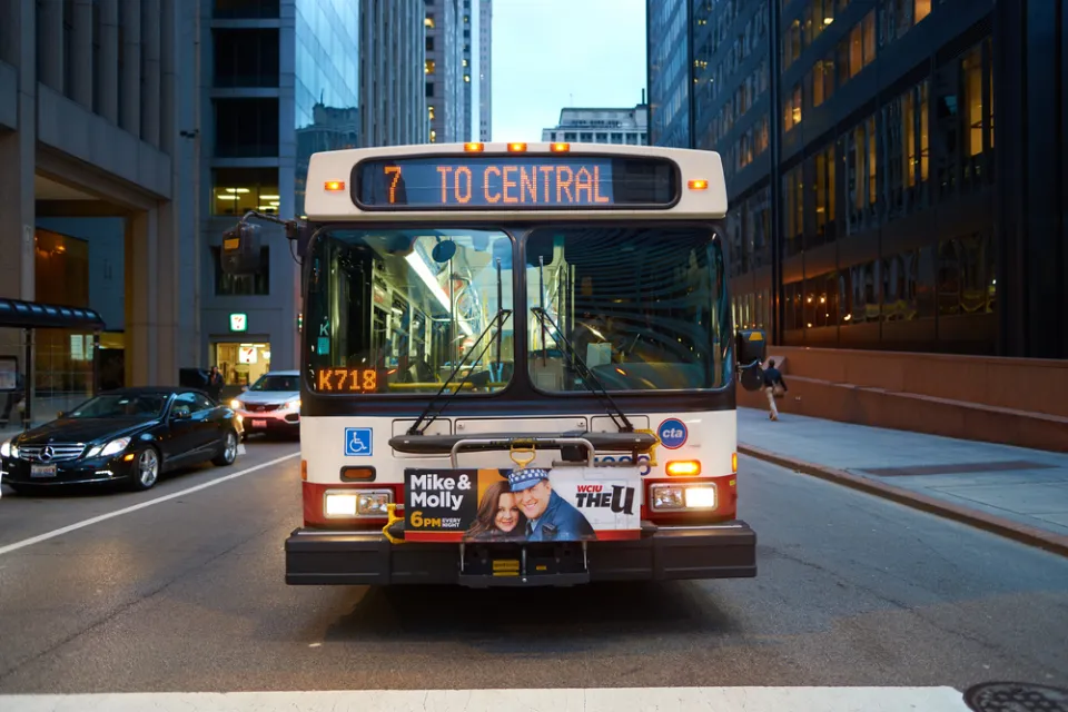7 Bus Chicago CTA